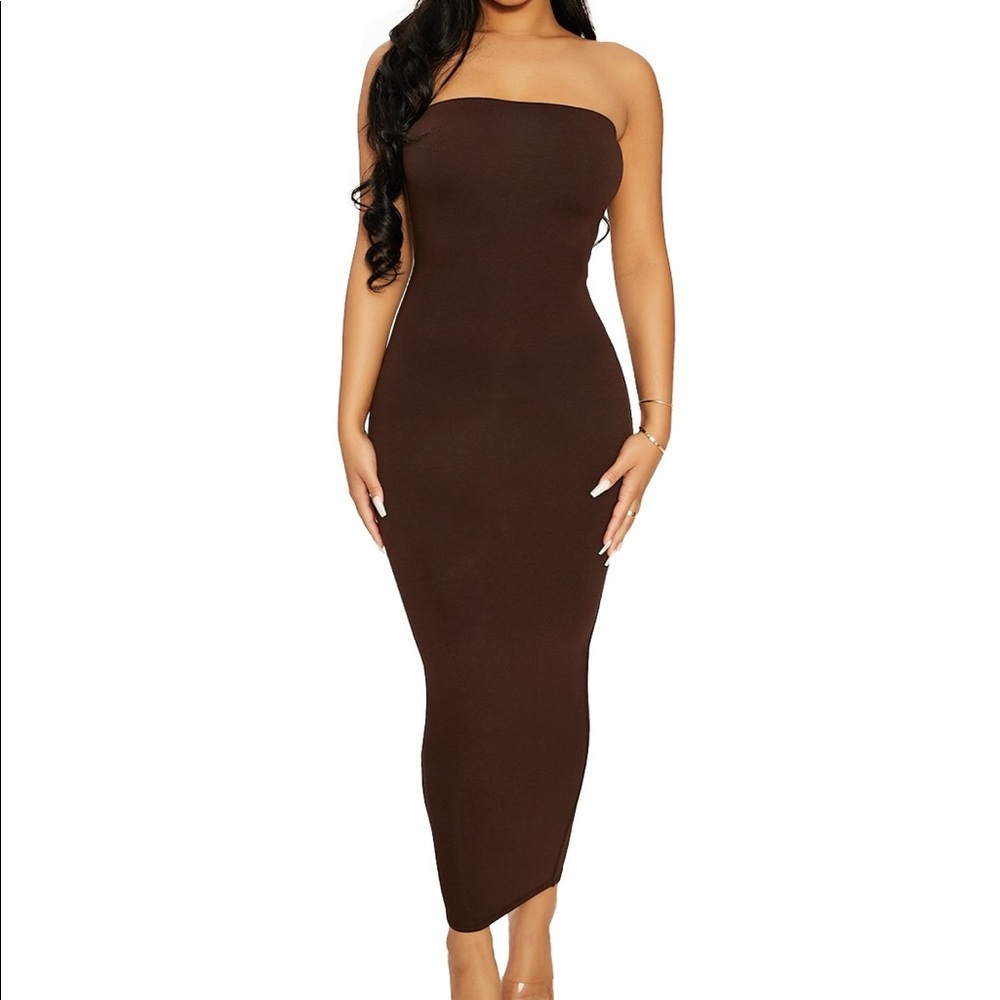 naked wardrobe Strapless Bodycon Midi Dress in Brown